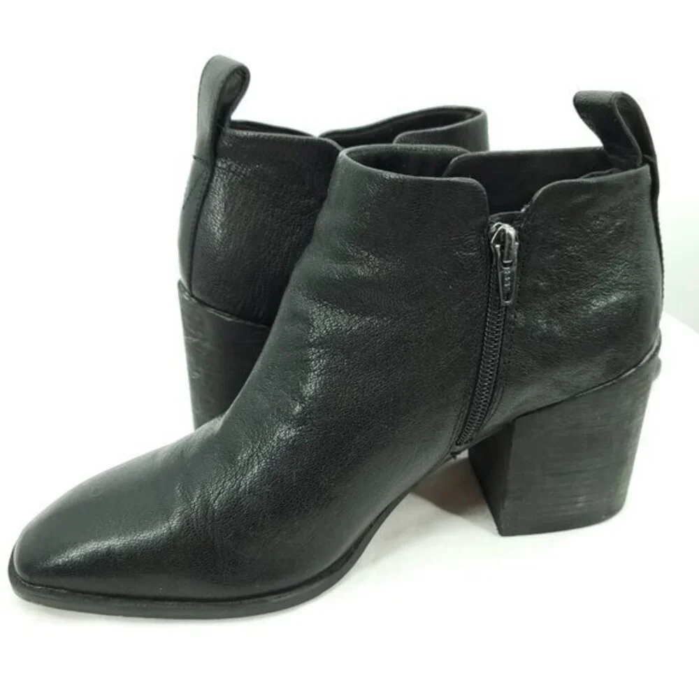 Vionic Lyssa Comfort Heeled Side Zip Ankle Boot 10 Black Leather